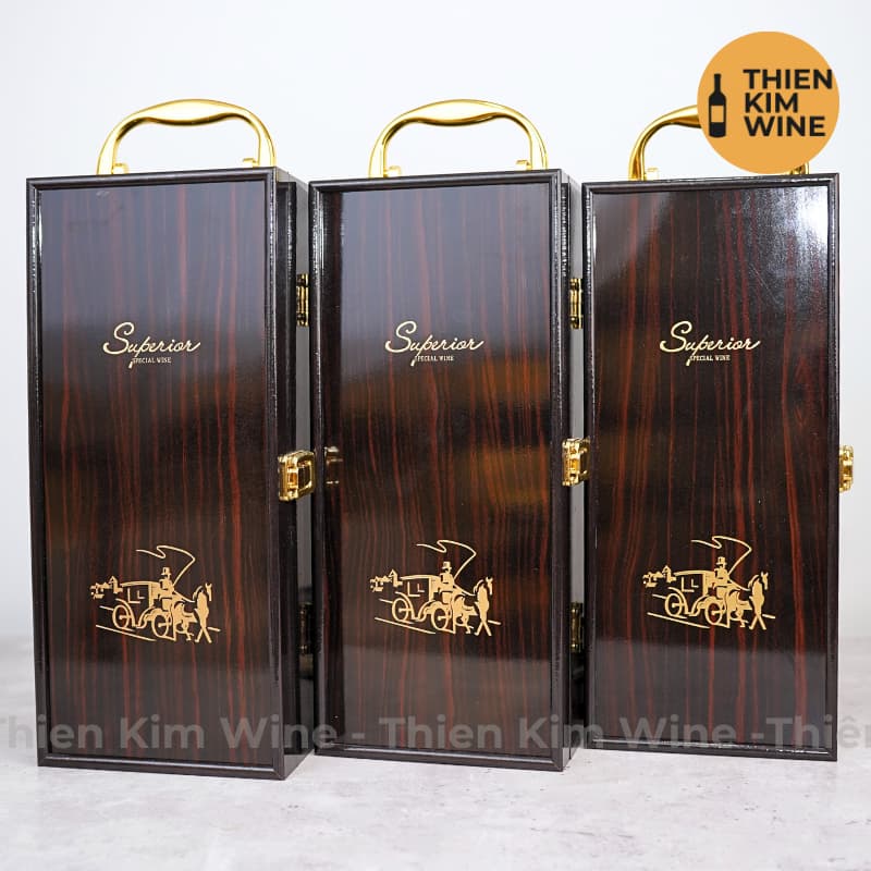 [Chính hãng] - Hộp Quà Tặng VIP 1 Chai Rượu Vang - Hộp Sơn Mài Cao Cấp Kèm 3 Phụ Kiện Có Quai Xách