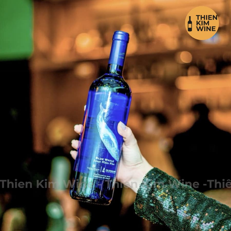 [Chính Hãng] - Rượu Vang Trắng Ngọt Ý BLUE WHALE Moscato Sweet White - 750ml (5.5%)